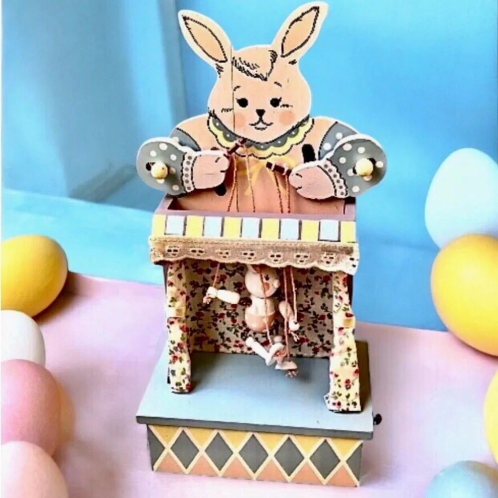 EASTER Enesco Vintage '86 Wood Music Box Bunny Rabbit PUPPET ON A STRING Moves